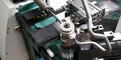 Electric CNC tube bender with 3D visual programming software